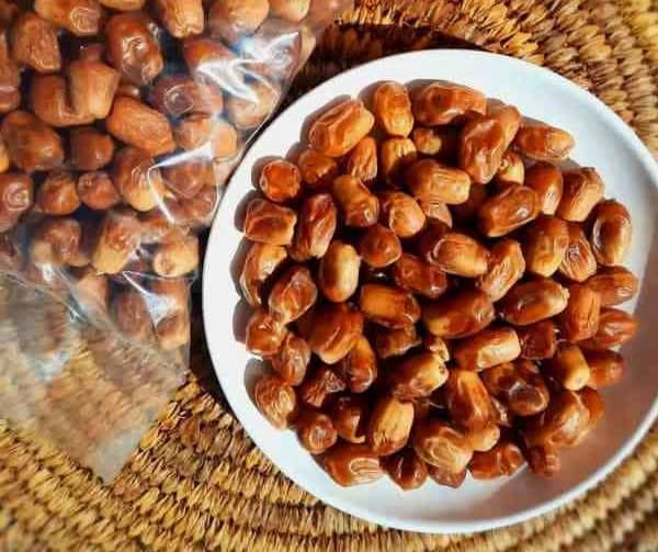 خرما زاهدی اصل مرغوب با قیمت مناسب